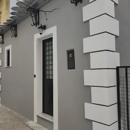 Апартаменты σπίτι στον κήπο *