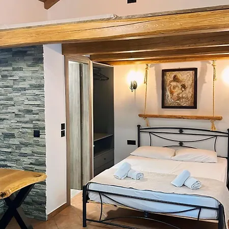 σπίτι στον κήπο Apartment *