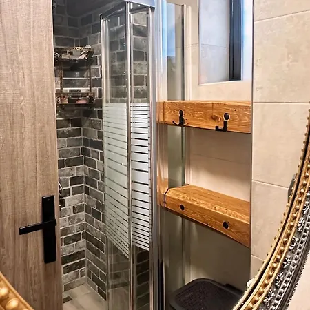 σπίτι στον κήπο Apartment *